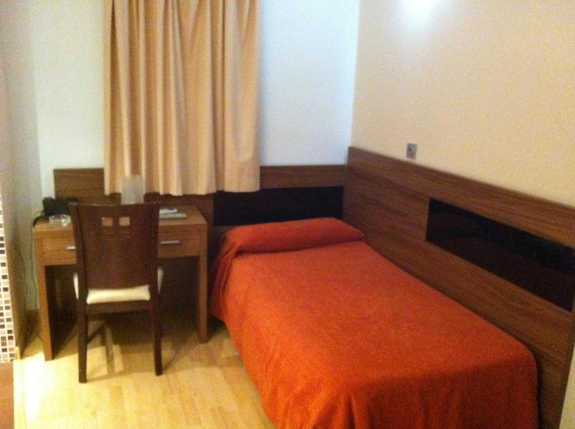 Hotel El Cruce Moraleda Moraleda De Zafayona Ngoại thất bức ảnh