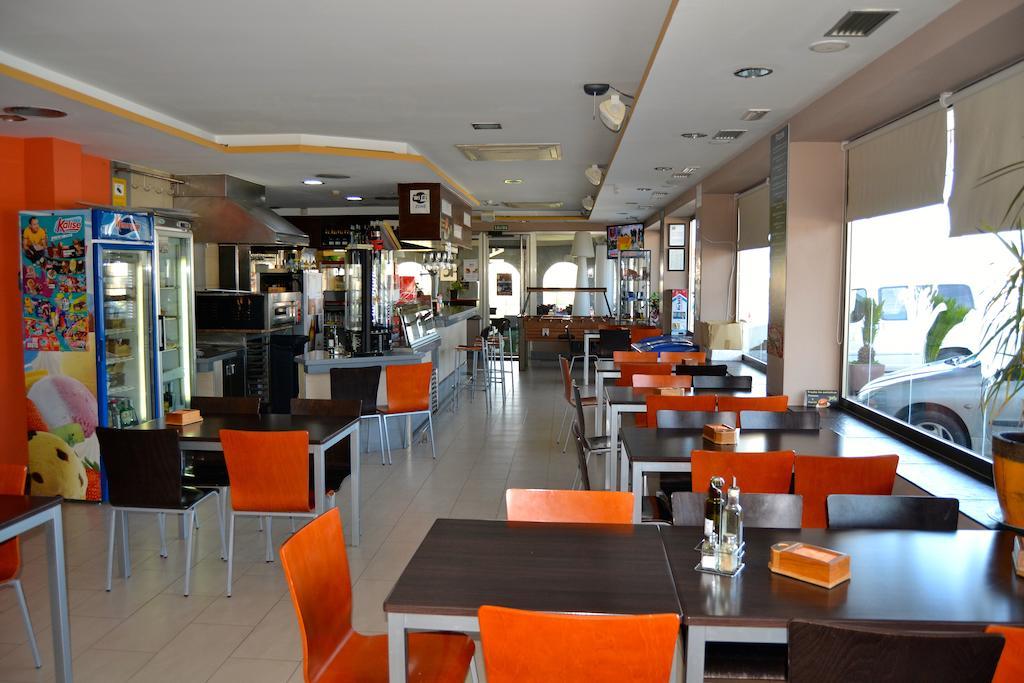 Hotel El Cruce Moraleda Moraleda De Zafayona Ngoại thất bức ảnh